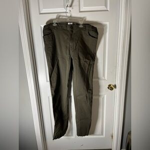 Men's Classic Chinos